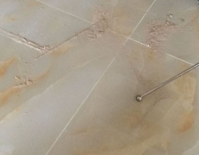 洞头瓷砖空鼓维修公司分享粘合剂选择不当在瓷砖铺贴过程中可能导致以下问题